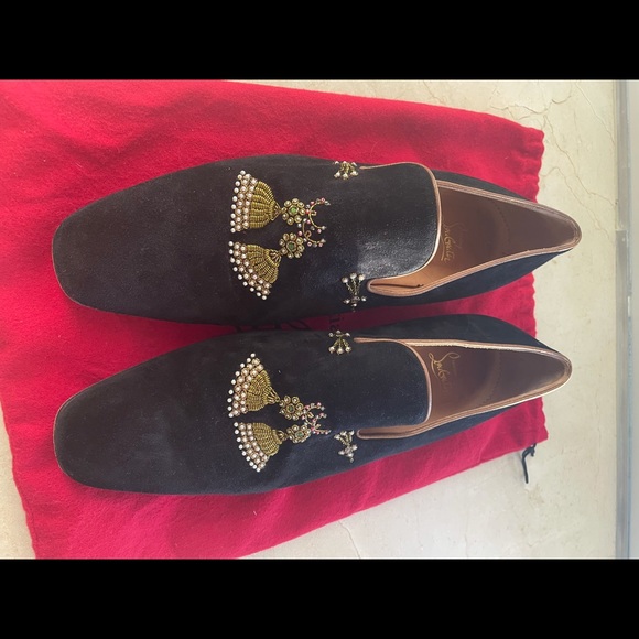 Gorgeous limited addition Christian Louboutin loafers. hand sewn gold tassels - Picture 8 of 8